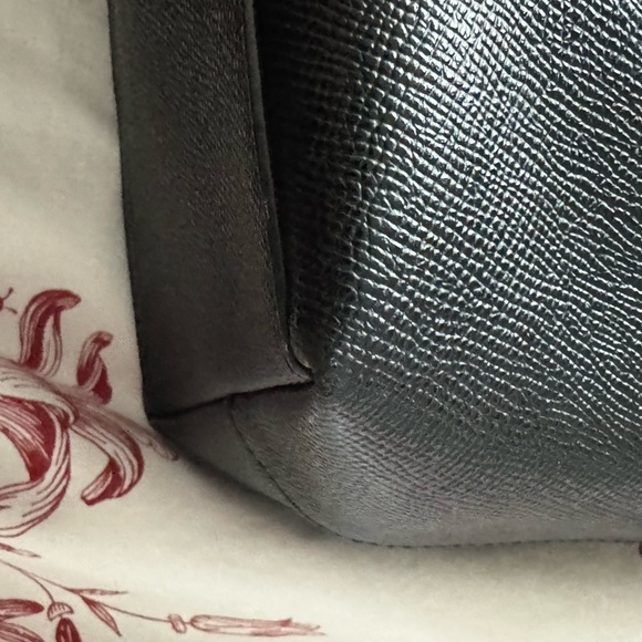 Coach Medium tote - Picture 6 of 9